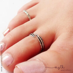 Sterling silver leaf wrap toe ring